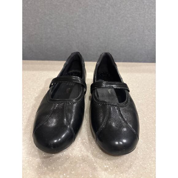 Mephisto Basilia Flat Shoes Women's Size 11 Black Leather Vernis Fripe Slip On - Picture 3 of 8